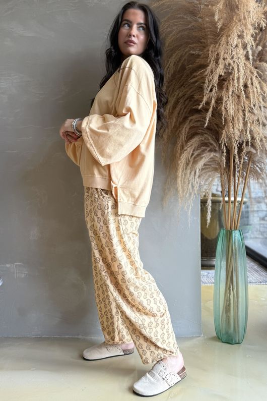 Lagen Lantern Sleeve Sweatshirt Tuscan Sun